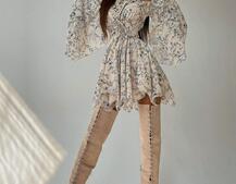 Платье с расклешенными рукавами в комплекте с корсетом  | PUSHKA SHOP