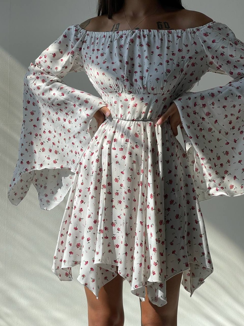 Сукня асиметричного крою з розкльошеними рукавами + корсет декорований стразами Ручна робота Сукня асиметричного крою з розкльошеними рукавами + корсет декорований стразами Ручна робота | PUSHKA SHOP