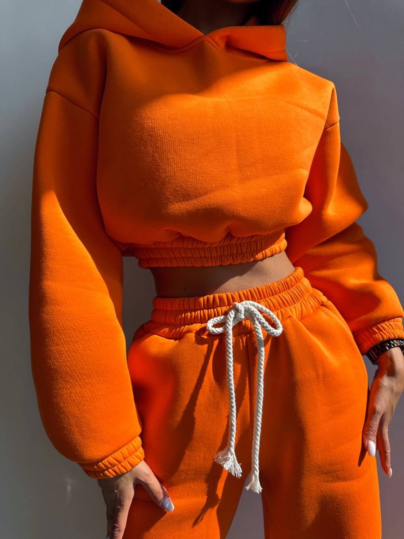 Базовий костюм на флісі з об'ємними капюшоном Базовий костюм на флісі з об'ємними капюшоном | PUSHKA SHOP