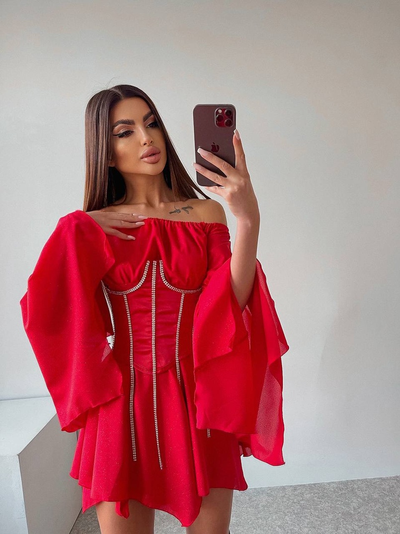 Шифонова сукня на підкладці з розкльошеними рукавами з асиметричною спідницею + корсет декорований стразами Ручна робота! Шифонова сукня на підкладці з розкльошеними рукавами з асиметричною спідницею + корсет декорований стразами Ручна робота! | PUSHKA SHOP