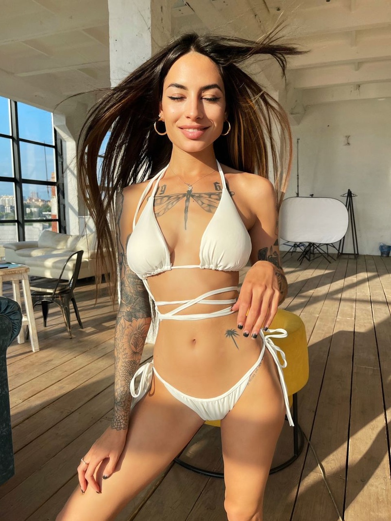 Купальник с завязками на талии с чашечками Купальник с завязками на талии с чашечками | PUSHKA SHOP