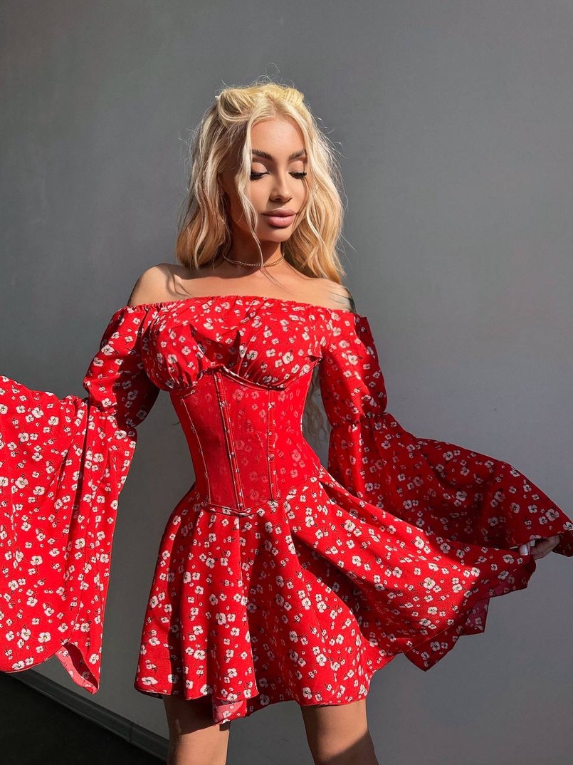 Сукня з асиметричною спідницею та розкльошеними рукавами + корсет  | PUSHKA SHOP