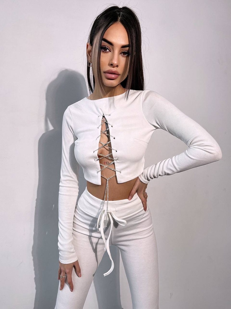 Костюм: легінси та топ з шнурівкою зі страз Костюм: легінси та топ з шнурівкою зі страз | PUSHKA SHOP