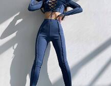 Комплект: топ зі шнурівкою на грудях + легінси Комплект: топ зі шнурівкою на грудях + легінси | PUSHKA SHOP