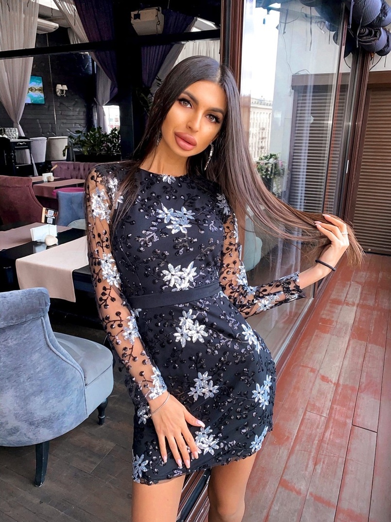 Коктейльное облегающее платье декорированное узором из пайеток   | PUSHKA SHOP