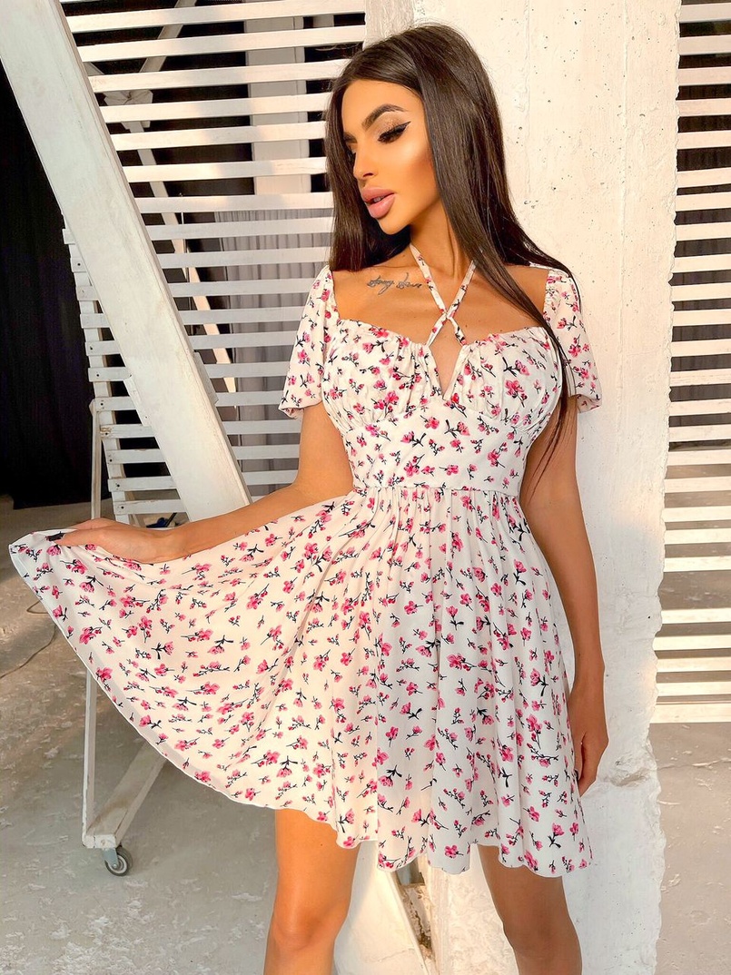 Летнее цветочное платье с завязками на груди Летнее цветочное платье с завязками на груди | PUSHKA SHOP