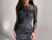 Сукня з візерунками з паєток та розрізом Сукня з візерунками з паєток та розрізом | PUSHKA SHOP