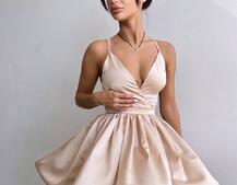 Шовкова сукня з пишною спідницею та шнурівкою на спинці Шовкова сукня з пишною спідницею та шнурівкою на спинці | PUSHKA SHOP