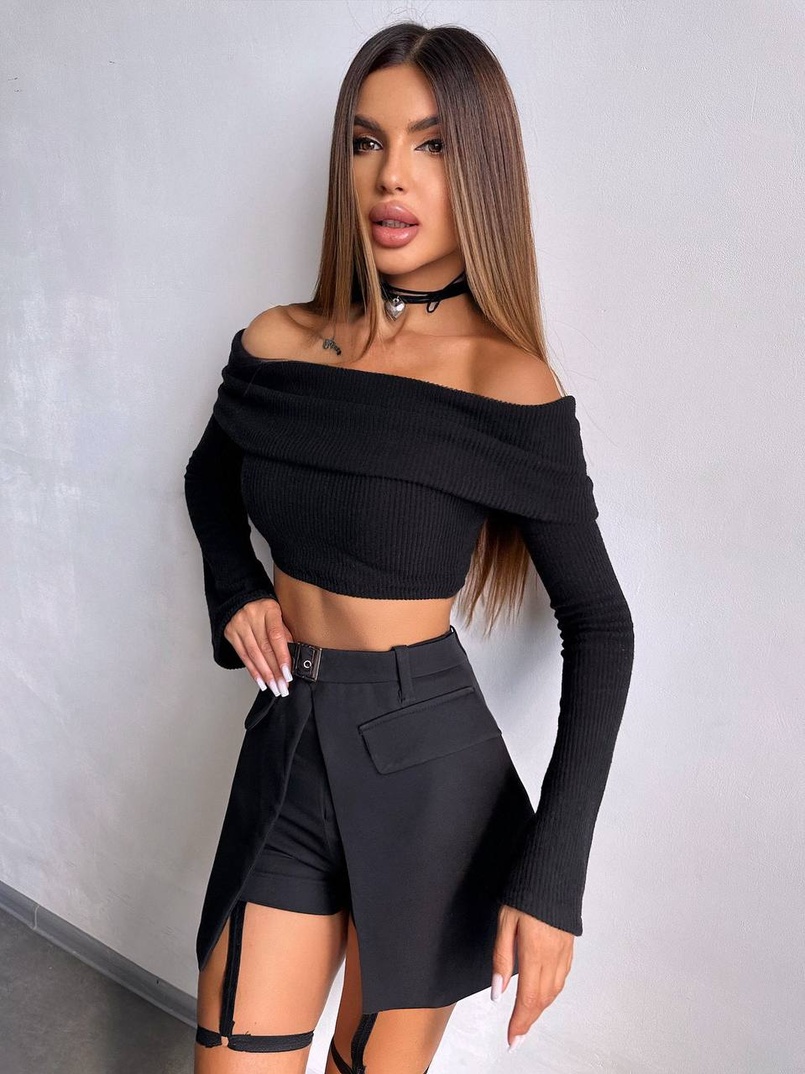 Комплект: топ + спідниця-шорти з портупеями Комплект: топ + спідниця-шорти з портупеями | PUSHKA SHOP