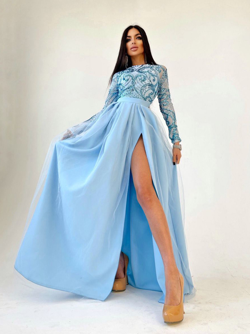 Платье-макси с пышной юбкой и блестящим верхом Платье-макси с пышной юбкой и блестящим верхом | PUSHKA SHOP