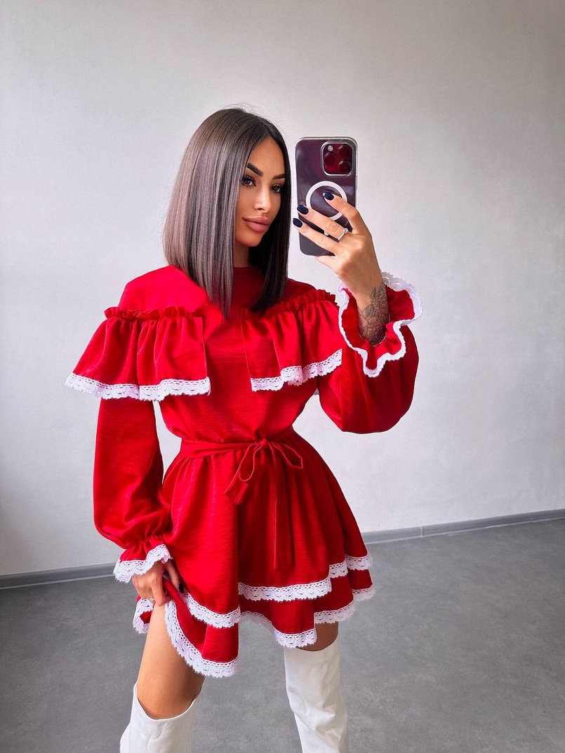 Сукня декорована мереживом Сукня декорована мереживом | PUSHKA SHOP