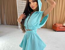 Комплект: расклешенные шорты + жилет с объемными плечиками на молнии  Комплект: расклешенные шорты + жилет с объемными плечиками на молнии  | PUSHKA SHOP