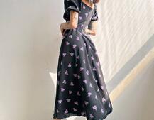 Сукня- міді з квітковим принтом Сукня- міді з квітковим принтом | PUSHKA SHOP