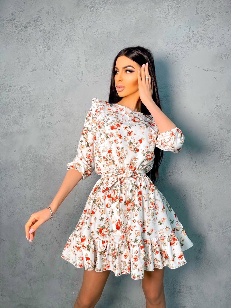 Милое цветочное платье с оборками Милое цветочное платье с оборками | PUSHKA SHOP