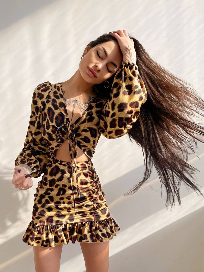 Платье мини в леопардовый принт  | PUSHKA SHOP