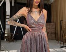 Блестящее платье с пышной юбкой и шнуровкой на спинке  | PUSHKA SHOP