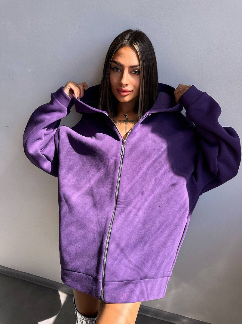 Трендове худі over size із сяючими стразами Трендове худі over size із сяючими стразами | PUSHKA SHOP