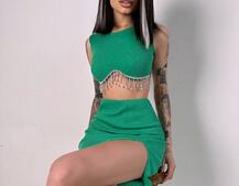 Комплект: топ з бахромою зі страз та спідниця з розрізом Комплект: топ з бахромою зі страз та спідниця з розрізом | PUSHKA SHOP