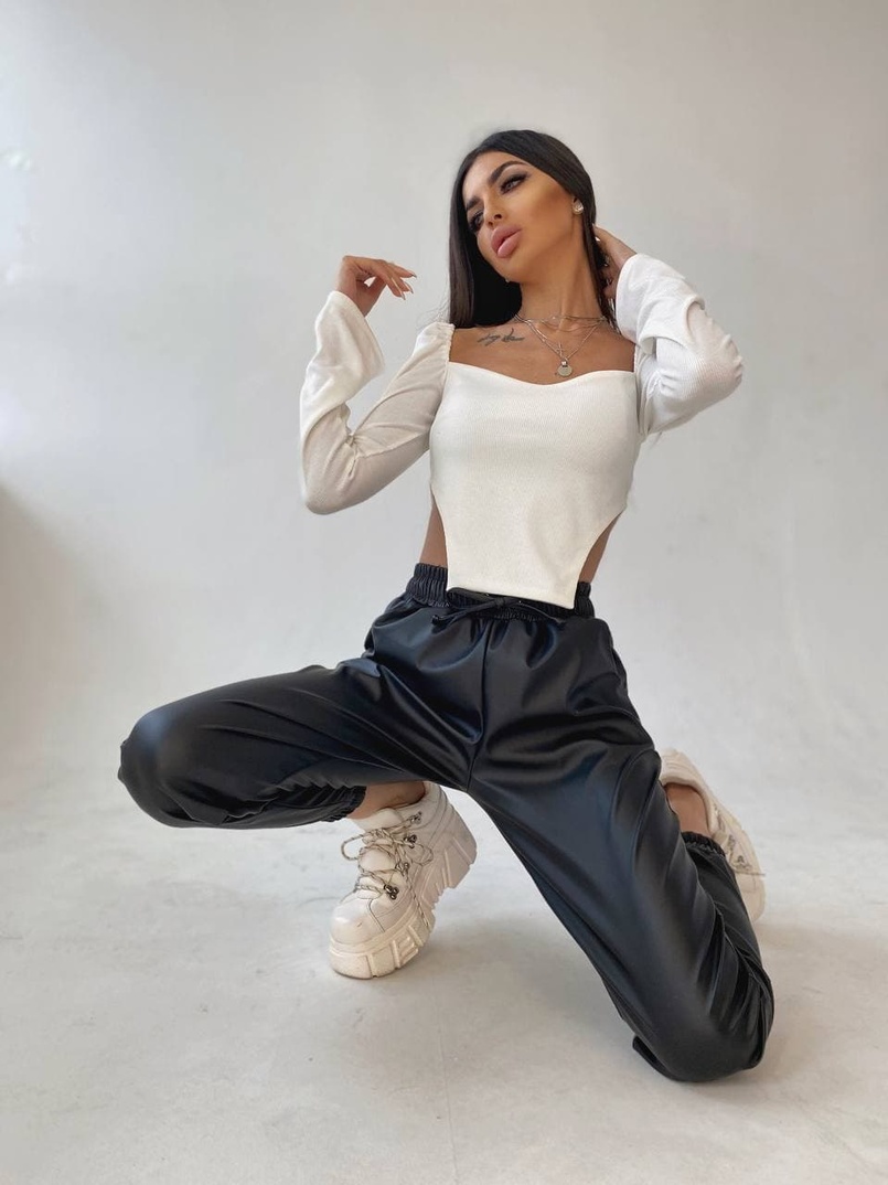 Комплект: топ + джоггеры из эко-кожи | PUSHKA SHOP