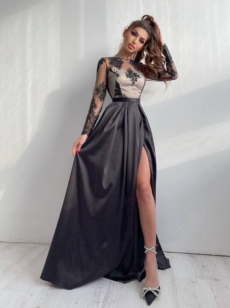 Платье макси с кружевным верхом и разрезом на юбке  | PUSHKA SHOP