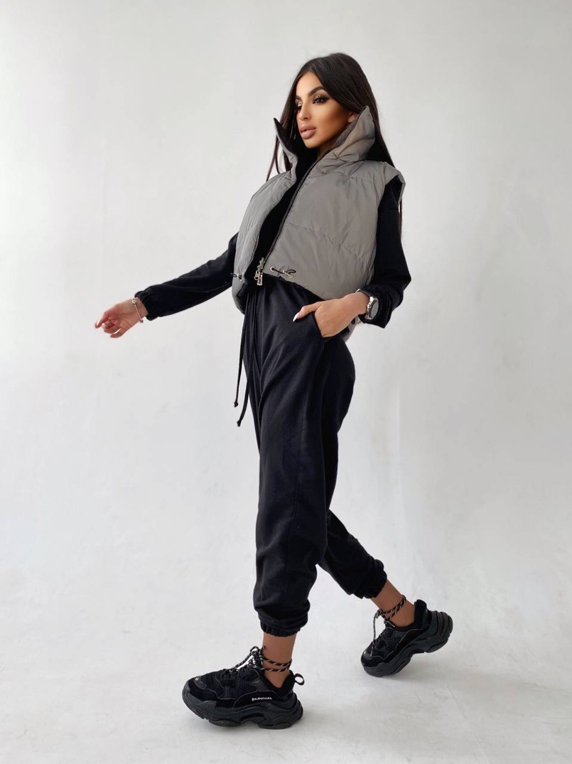 Комплект: комфортный трикотажный комбинезон   укорочённый двухсторонний жилет  | PUSHKA SHOP