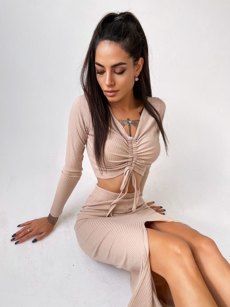 Комплект: топ+ юбка миди с разрезом Комплект: топ+ юбка миди с разрезом | PUSHKA SHOP