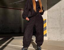 Теплий та мʼякий комплект: Обʼємний худі з капюшоном та штани з манжетами  Дуже приємний до тіла | PUSHKA SHOP