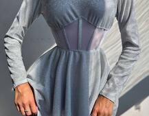 Приталена блискуча сукня з корсетною вставкою та пишною спідницею-сонцем Приталена блискуча сукня з корсетною вставкою та пишною спідницею-сонцем | PUSHKA SHOP