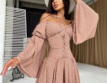 Платье в горошек с расклешенными рукавами и корсетом  Платье в горошек с расклешенными рукавами и корсетом  | PUSHKA SHOP