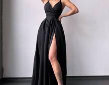 Сукня максі на тонких бретелях з розрізом на спідниці  | PUSHKA SHOP