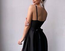 Сукня максі на тонких бретелях з розрізом на спідниці  | PUSHKA SHOP