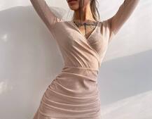 Трикотажное платье с присобранной юбкой | PUSHKA SHOP