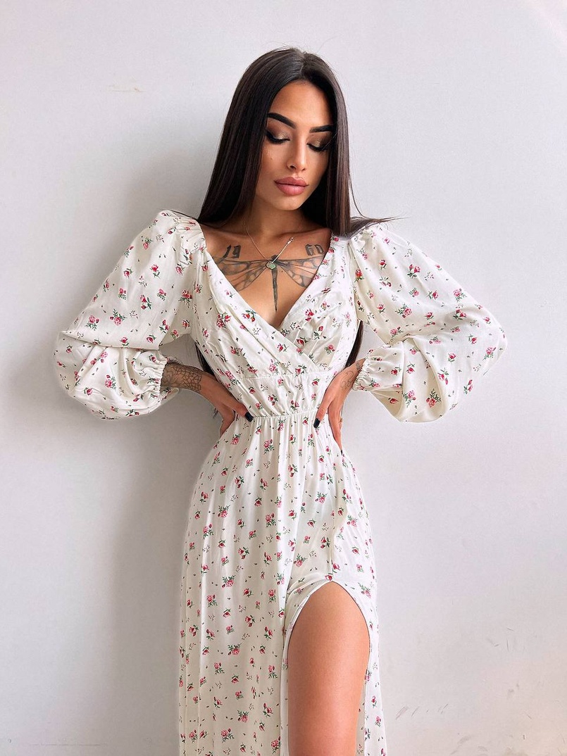 Квіткова сукня з розрізом на спідниці Квіткова сукня з розрізом на спідниці | PUSHKA SHOP