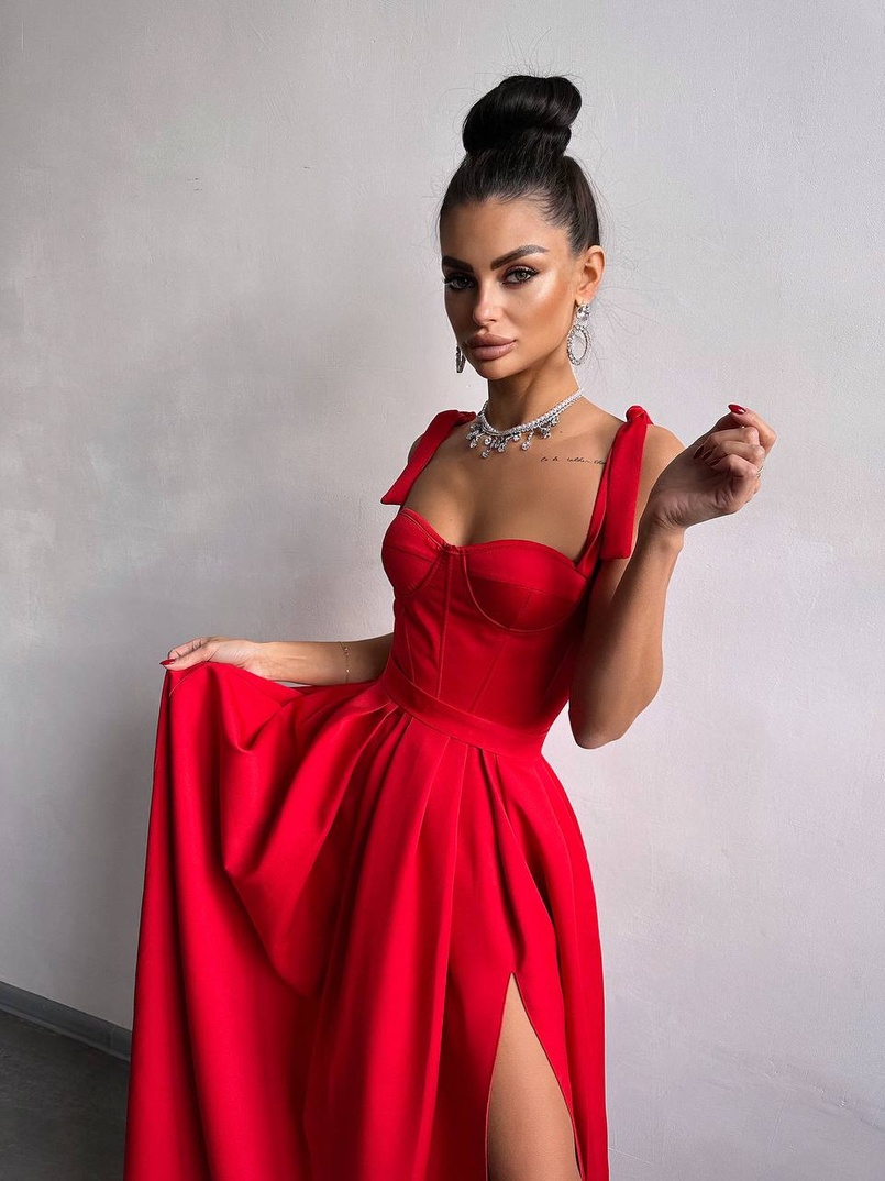 Сукня максі із чашечками та корсетним верхом | PUSHKA SHOP