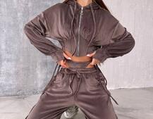 Велюровий комплект: кофта з корсетними елементами + джогери з імітацією трусиків Велюровий комплект: кофта з корсетними елементами + джогери з імітацією трусиків | PUSHKA SHOP