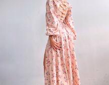 Сукня зі шнурівкою по спинці та розрізом на спідниці Сукня зі шнурівкою по спинці та розрізом на спідниці | PUSHKA SHOP