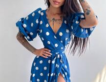 Платье миди в горох с запахом и объемными рукавами Платье миди в горох с запахом и объемными рукавами | PUSHKA SHOP