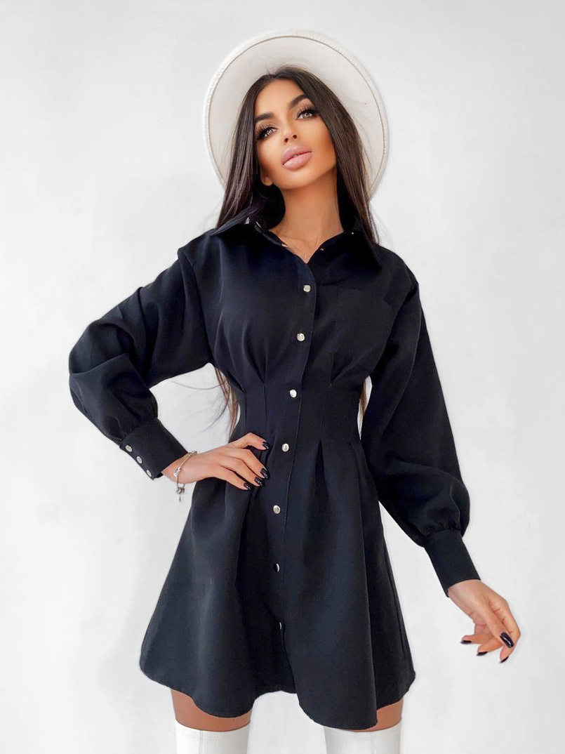 Приталенное платье-рубашка на кнопках с открытой спиной Приталенное платье-рубашка на кнопках с открытой спиной | PUSHKA SHOP