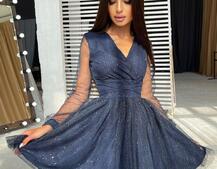 Блестящее платье-мини с пышной юбкой и завязками на талии Блестящее платье-мини с пышной юбкой и завязками на талии | PUSHKA SHOP