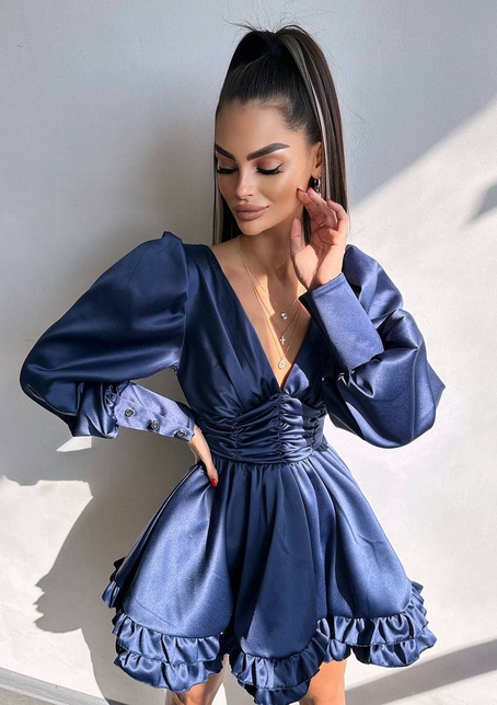 Атласна сукня з пишною подвійною спідницею та об‘ємними рукавами | PUSHKA SHOP