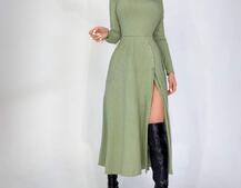 Трикотажное платье миди с разрезом | PUSHKA SHOP