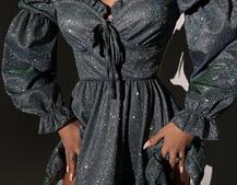 Блискуча сукня з чашечками та пишною спідницею | PUSHKA SHOP