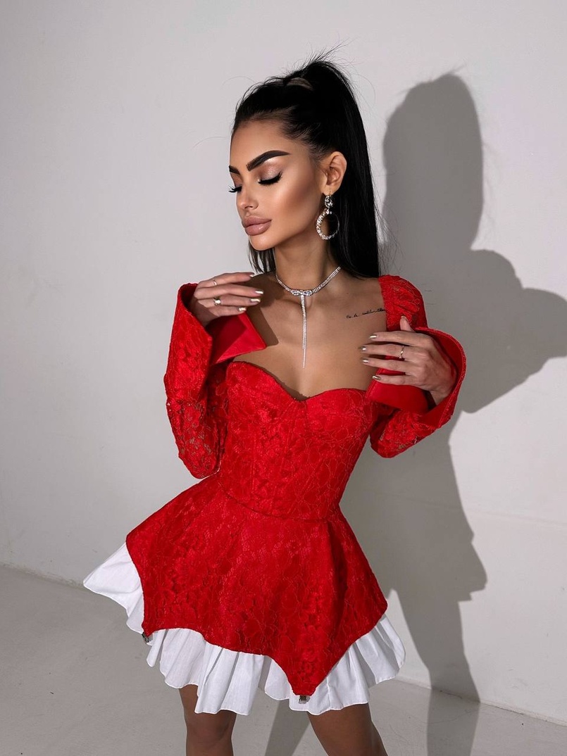 Мереживна сукня з чашечками Мереживна сукня з чашечками | PUSHKA SHOP