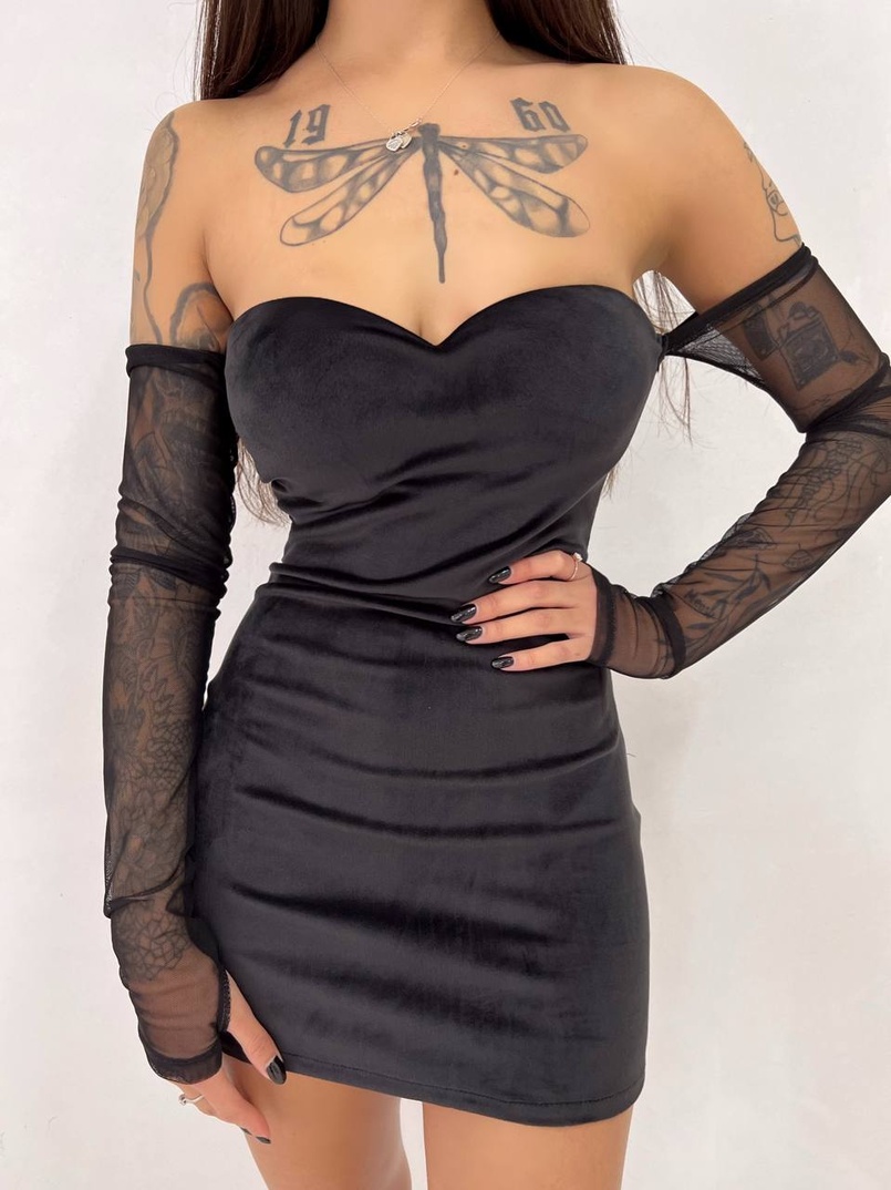 Оксамитова сукня міні з чашками і рукавами із сітки | PUSHKA SHOP