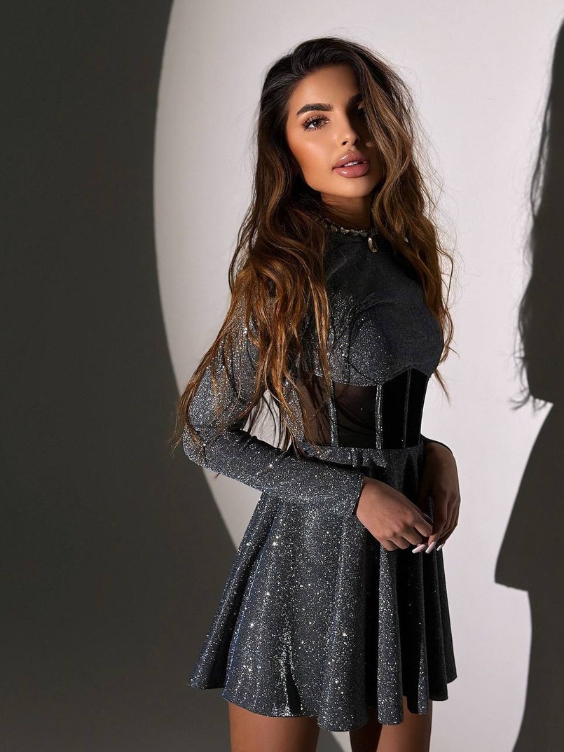 Блискуча корсетна сукня з пишною спідницею | PUSHKA SHOP