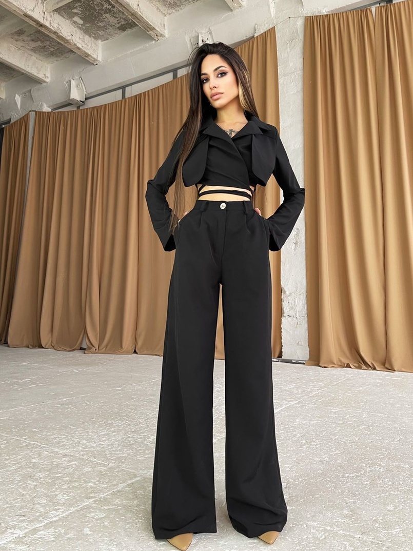 Комплект: укорочённый пиджак с завязками на талии + брюки  | PUSHKA SHOP