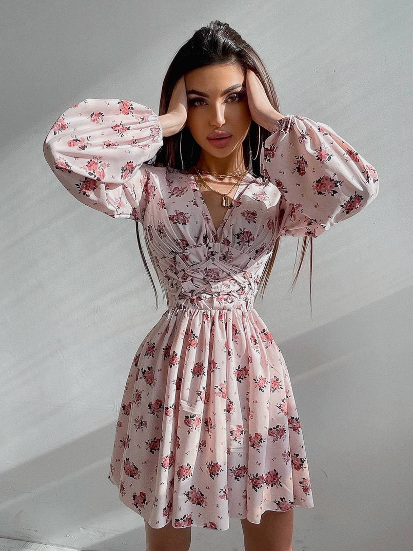 Приталенное платье с корсетной вставкой и  юбкой-солнцем   | PUSHKA SHOP