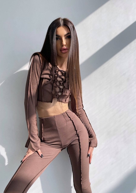 Комплект: топ зі шнурівкою на грудях + легінси | PUSHKA SHOP
