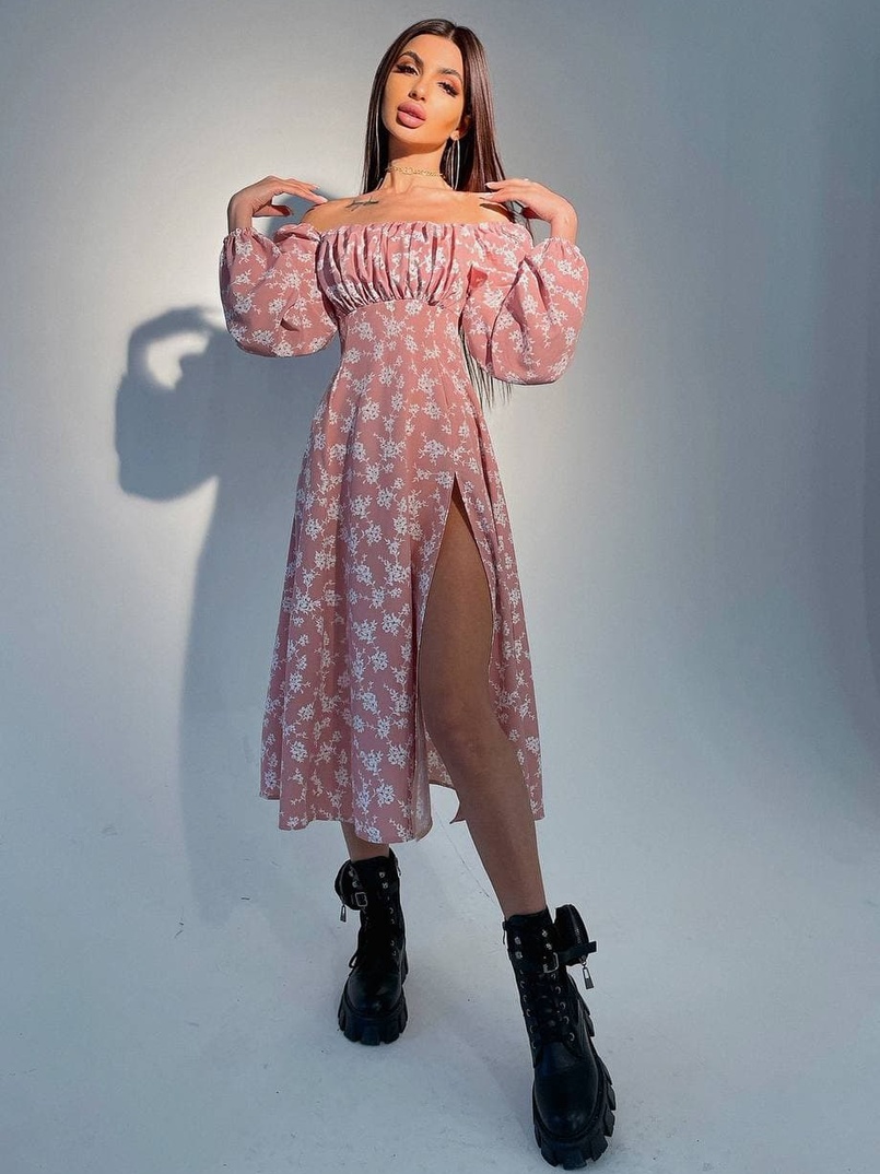 Цветочное платье миди с разрезом + прозрачный бельевой корсет Цветочное платье миди с разрезом + прозрачный бельевой корсет | PUSHKA SHOP