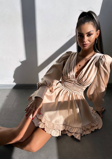 Атласна сукня з пишною подвійною спідницею та об‘ємними рукавами | PUSHKA SHOP